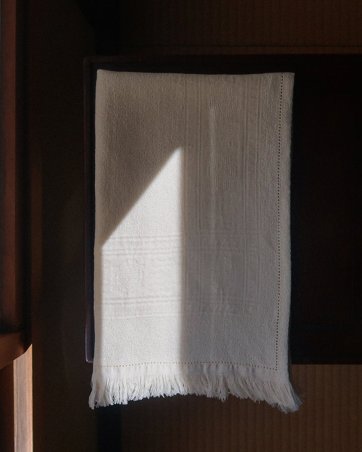 GARLANDS GUEST TOWEL BUTTER CREME