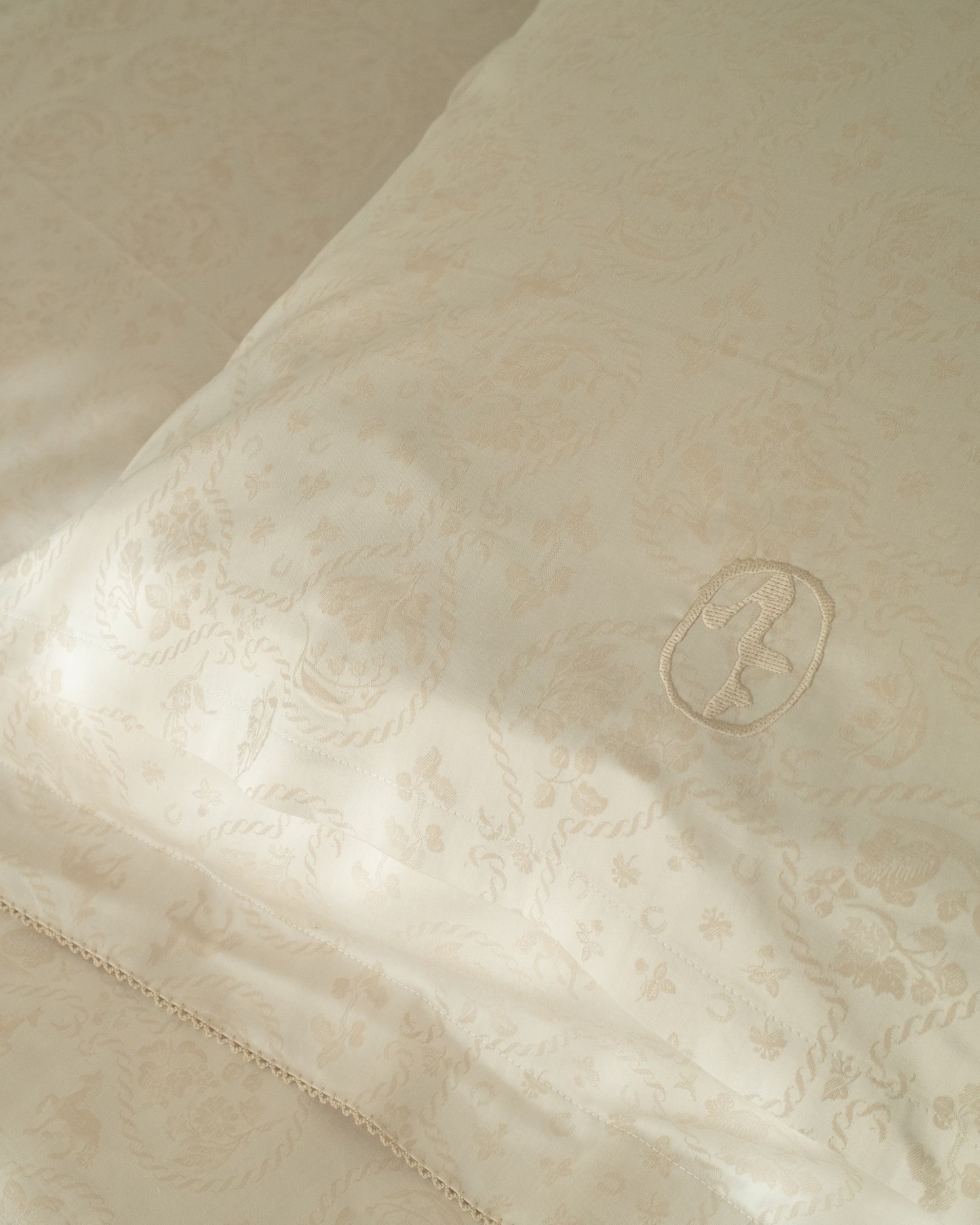MORNING MEADOW PILLOW CASE SAND STONE
