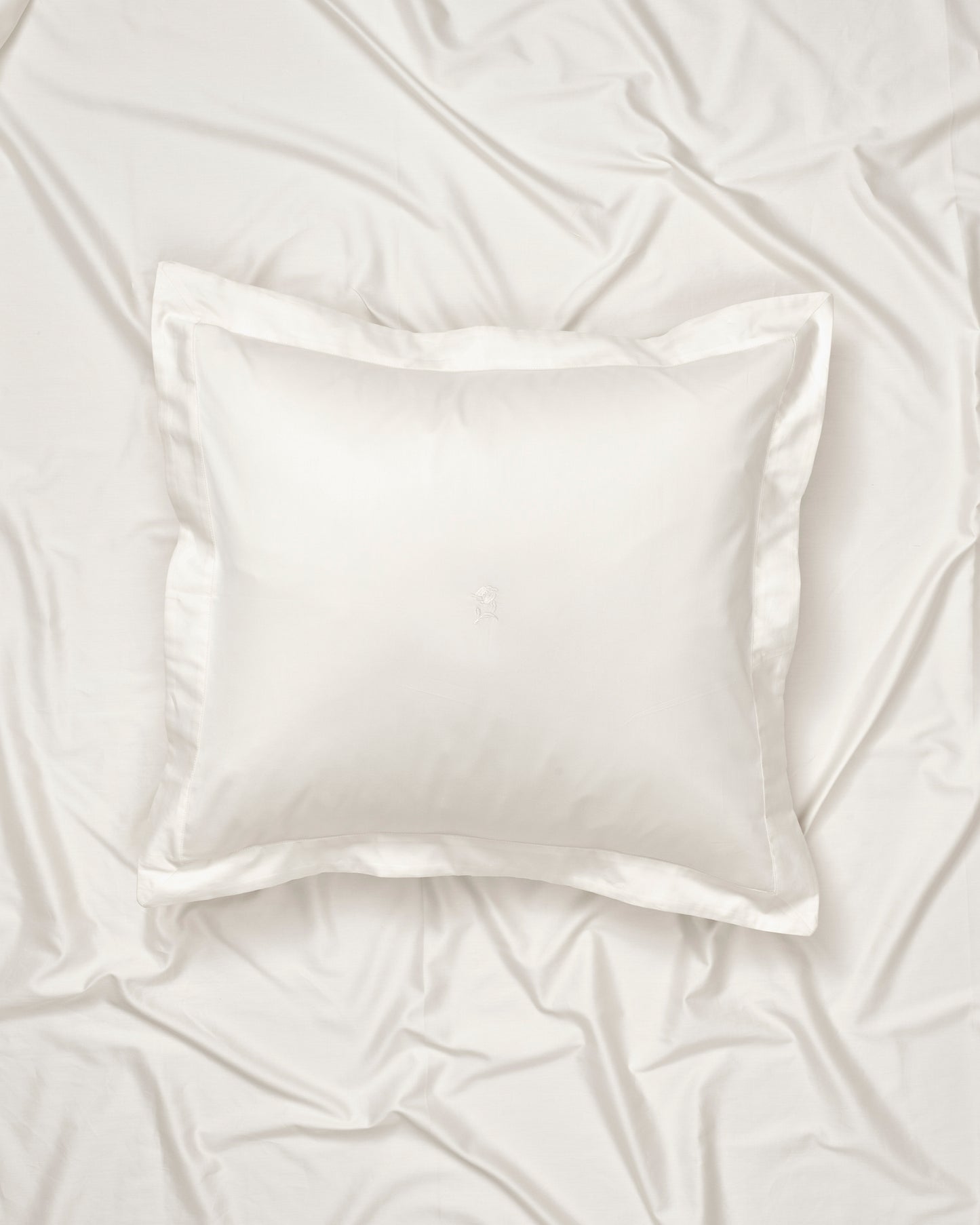 FOUNTAIN BLOSSOM PILLOW CASE WHITE CHALK