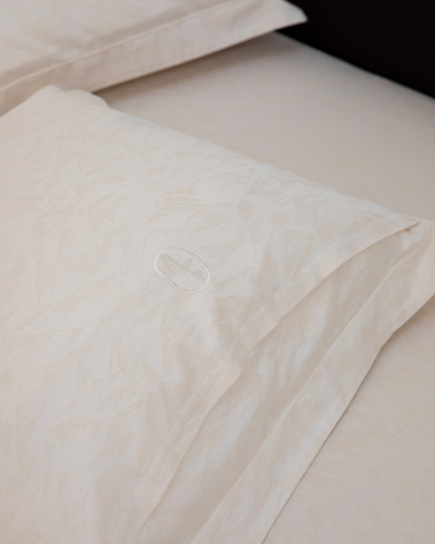 SILVER PEAK PILLOW CASE ANTIQUE IVORY