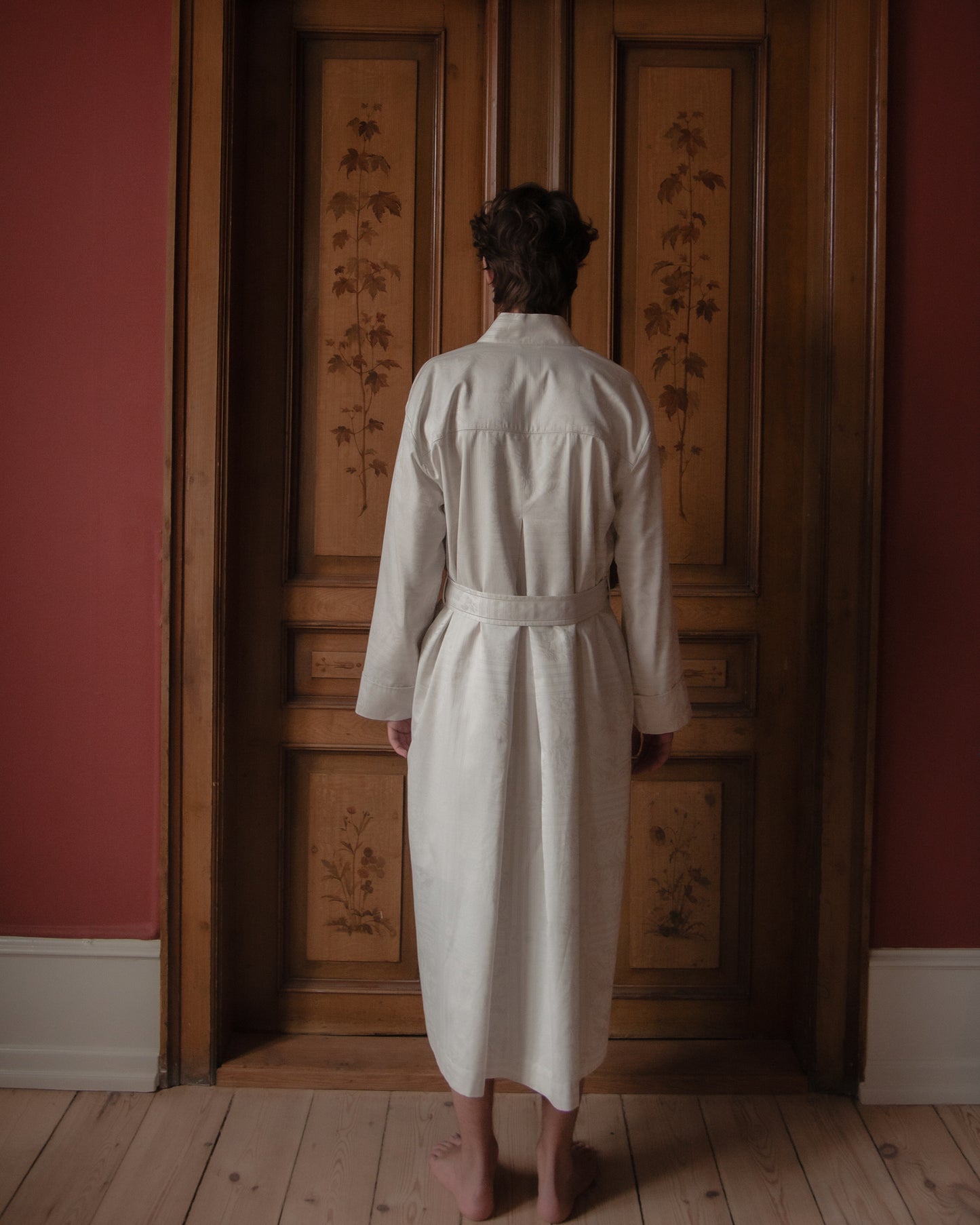 WONDER SCAPE HOUSE ROBE PALE ASH