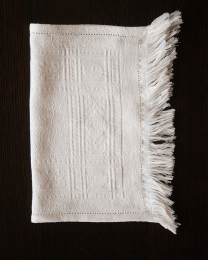 GARLANDS FACE CLOTH BUTTER CREME